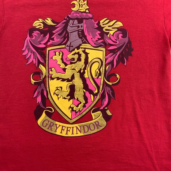 Gryffindor Tee Shirt Harry Potter Size Small - Picture 3 of 5